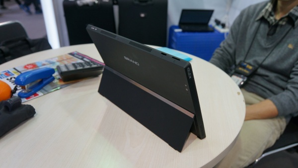CeBIT: Intel promoot budget Windows 8 tablets van lokale merken