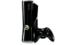 Microsoft Xbox 360 S 250GB + Halo Reach