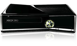 Microsoft Xbox 360 S 250GB + Halo Reach