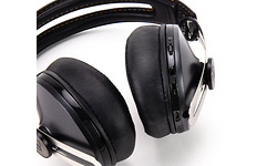 Sennheiser Momentum 2.0 Over-Ear Wireless Black