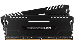 Corsair Vengeance Black-White LED 32GB DDR4-3000 CL15 kit