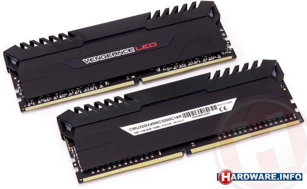 Corsair Vengeance LED 32GB DDR4-3200 CL16 quad kit